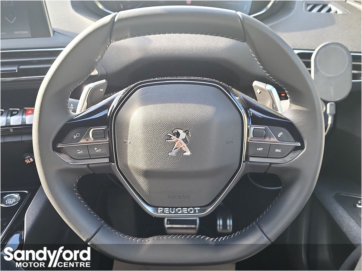 Peugeot Peugeot 3008 1.2 Puretech Allure130bhp**DEMO**