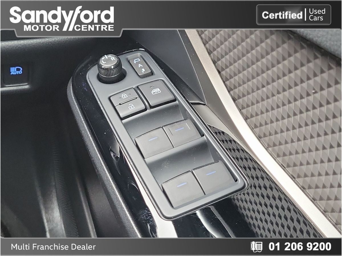 Toyota Toyota C-HR 1.8 HYBRID SOL**SOLD **Rev.Camera Sale Agreed