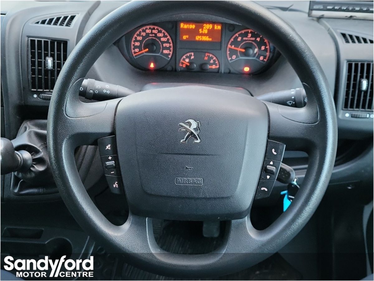 Peugeot Peugeot Boxer BOXER 435 L4 H3 2.2 BLUE HDI 1