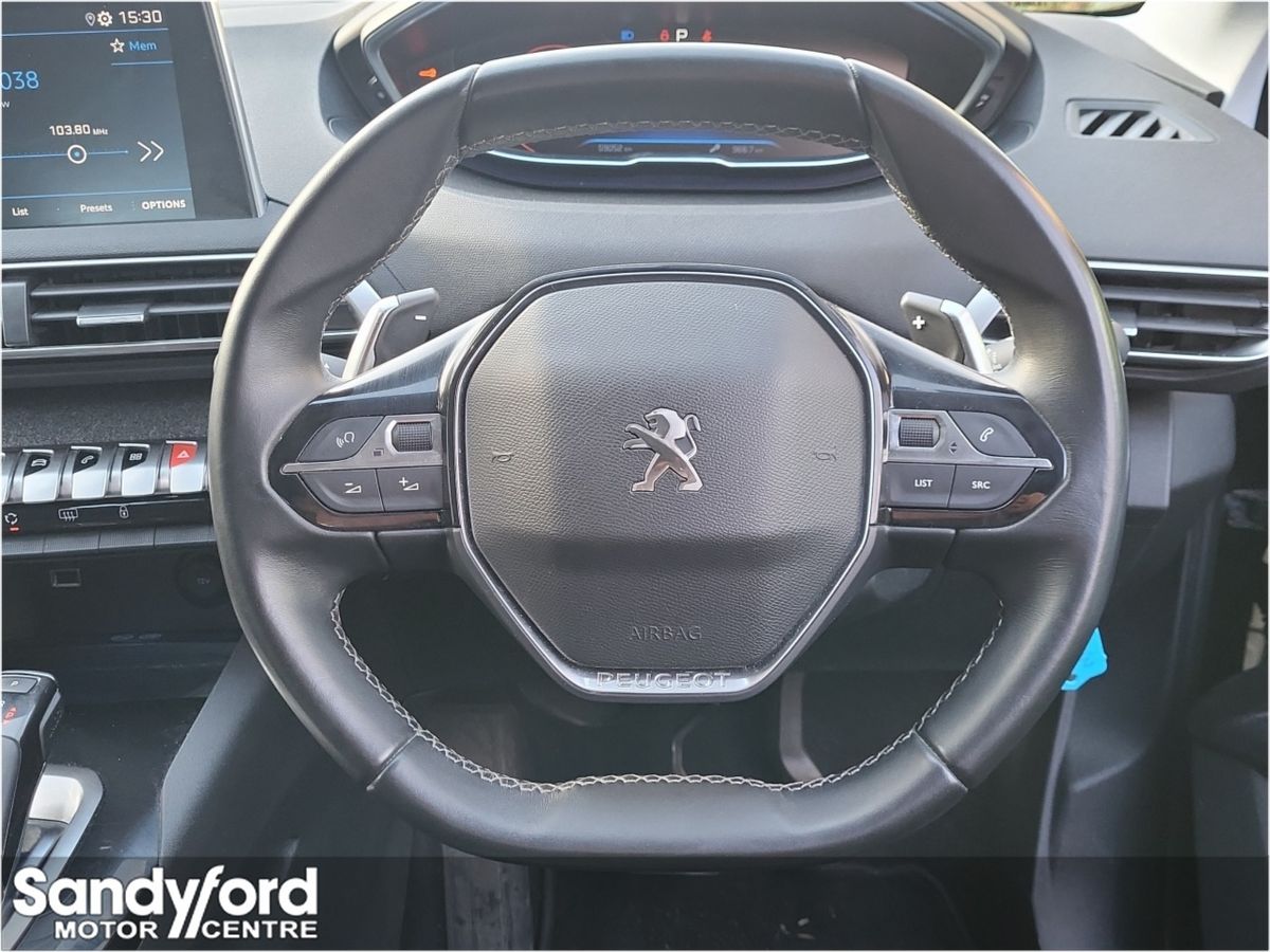 Peugeot Peugeot 3008 1.2 PureTech **ALLURE**AUTOMATIC**ONLY 35000KMS**